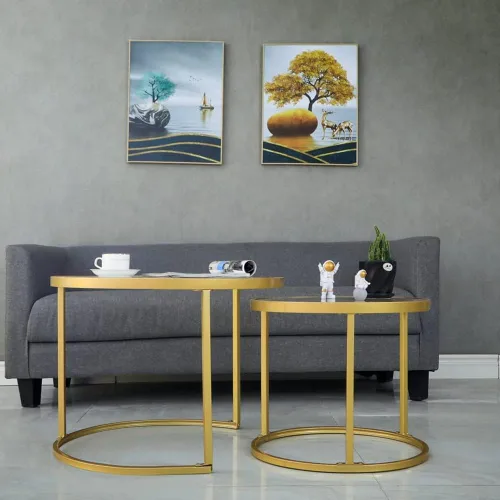 Vista 7 de Juego de 2 mesas de centro anidadas doradas, pequeñas mesas anidables de vidrio para sala de estar, dormitorio, mesa de té decorativa con marco