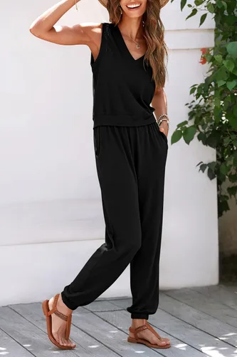 Vista 7 de PRETTYGARDEN Conjunto deportivo de verano de 2 piezas para mujer, con cuello en V, camiseta sin mangas, pantalones deportivos, casuales