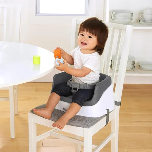 Vista 5 de Asiento elevador Ingenuity SmartClean para silla de cocina – Ligero para llevarlo a todas partes, fácil de limpiar, correa de arnés de 3 puntos