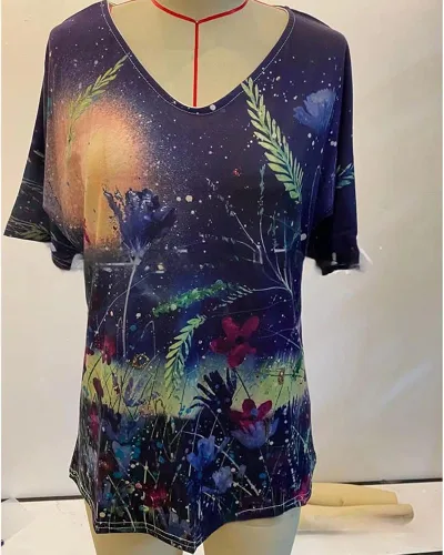 Vista 4 de Janepam Camiseta para mujer, diseño floral, mariposa, acuarela, paisaje, estampado gráfico, manga corta, cuello en V, holgada, para mujer