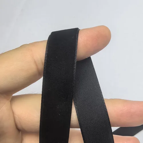 Vista 4 de Chenkou Craft 5 yardas de cinta de terciopelo para decoración navideña y embalaje artesanal
