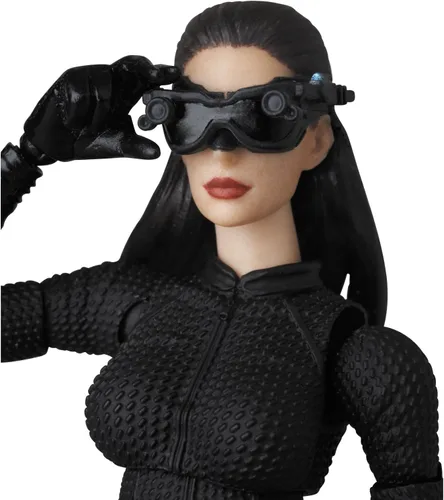Vista 7 de Medicom The Dark Knight Rises: Catwoman Selina Kyle MAF EX Figura de acción