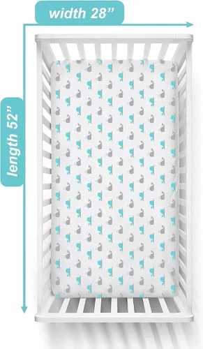 Vista 2 de American Baby Company - Paquete de cuna para bebé: cubre colchón protector, sábana a la medida y manta térmica., paquete de de 1, Ballenas turquesa