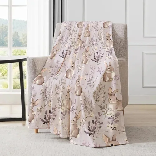 Vista 3 de Manta Bonita de Conejo - Adorable Manta de Forro Polar de Conejo con Diseño Floral en Lavanda Pastel, Regalos para Niños y Niñas, Suave y Cálida