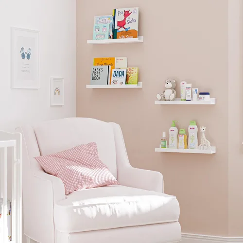 Vista 2 de Wallniture Denver Estantes flotantes para decoración de habitación de niños, estantería de pared blanca de 17 pulgadas para marcos de fotos