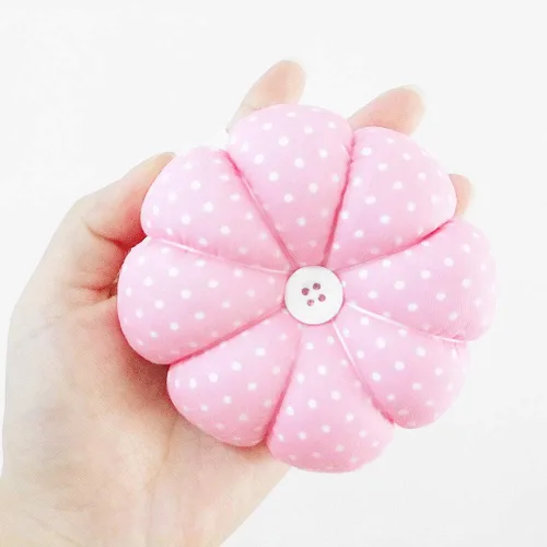 Vista 2 de Besplore Pin Cushion - Alfiler de muñeca con diseño de calabaza, color rosa