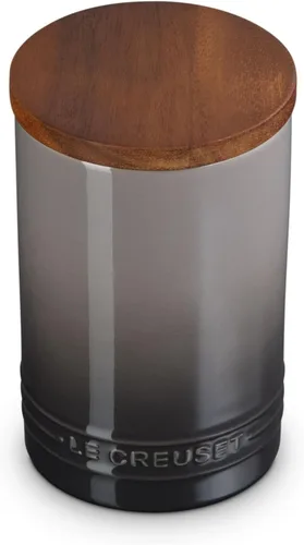 Vista 33 de Le Creuset Signature Salero y Recipiente de Almacenamiento con Tapa de Madera, 26 oz., Cerise