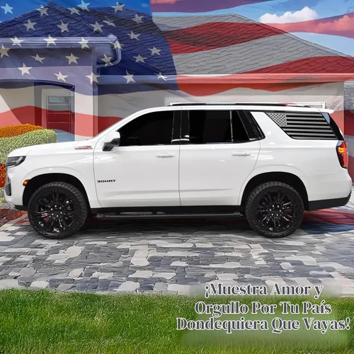 Vista 2 de Bogar Tech Designs Calcomanía de vinilo precortada con la bandera estadounidense para ventana de un cuarto compatible con Chevy Tahoe y GMC Yukon