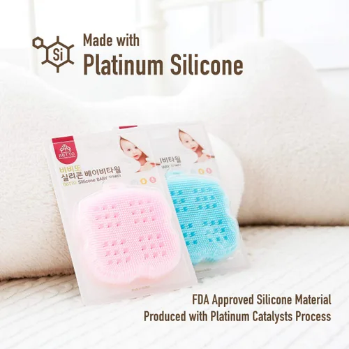 Vista 2 de Esponja de baño de silicona ultra suave para bebé y piel seca (rosa bebé)
