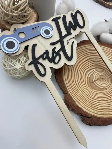 Vista 7 de Decoración de madera para tartas de dos autos de carreras, decoración de fiesta de segundo cumpleaños, decoración de pastel de cumpleaños de auto