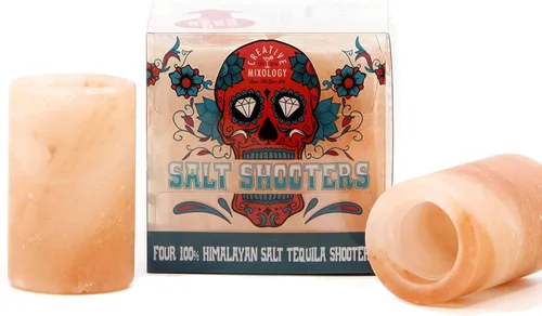 Vista 3 de Vasitos de trago hechos de sal del Himalaya Spice Lab, para amantes del vino, Rosa Simplemente vierte, dispara y muerde una lima, naturalmente