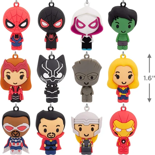 Vista 4 de Calendario de Adviento de Cuenta Regresiva de Marvel de Hallmark Conjunto de Árbol de Navidad en Miniatura con 12 Adornos Mini, Plástico