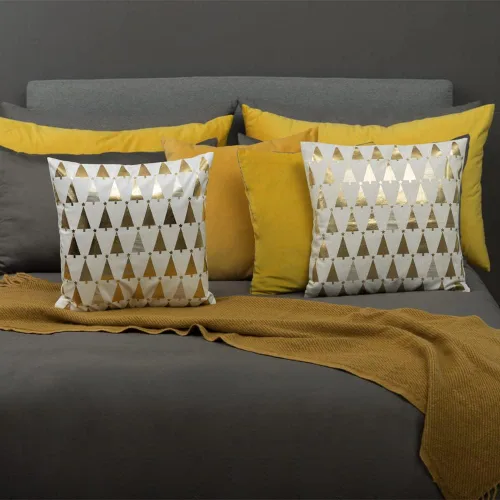 Vista 6 de JWH Fundas de almohada decorativas de árboles dorados de Navidad, con estampado de estrellas, funda de almohada de terciopelo para vacaciones