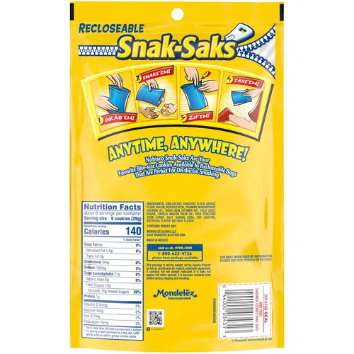 Vista 11 de Galletas sándwich mini OREO Golden, sabor vainilla, 1 paquete resellable Snak-Sak, 8 oz