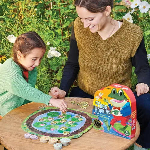 Vista 5 de eeBoo Juego de mesa con forma de rana Hopkins, galardonado juego de estrategia espacial y salto de ranas, diversión sin pantalla para 2 a 4