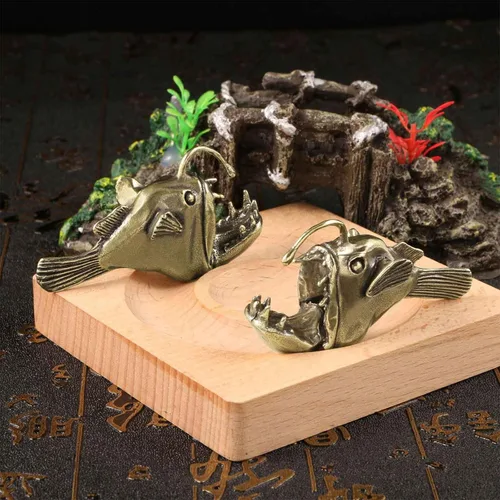 Vista 7 de 2 piezas de estatua de pez, escultura de metal sólido, mini estatuilla de animales de latón para decoración de escritorio en casa, oficina, jardín