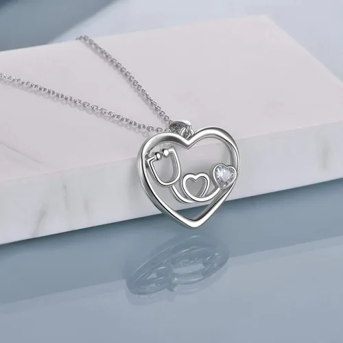 Vista 2 de Collar con estetoscopio de plata de ley con diseño de corazón y enfermería, regalo para enfermeras y médicos