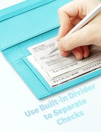 Vista 7 de Yarnic Funda para chequera personal, soporte para chequera con soporte para bolígrafo y divisor de plástico transparente integrado para cheques