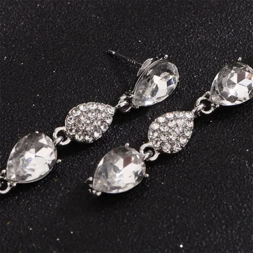 Vista 7 de Kercisbeauty Pendientes de araña dorados con diamantes de imitación negros, aretes colgantes con flecos, joyería para mujeres y niñas, joyería
