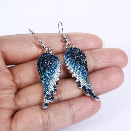 Vista 4 de Ever Faith aretes con forma de alas de ángel, de gancho, vidrio austriaco, de tono plateado