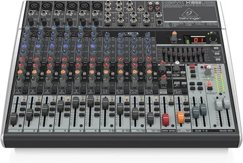 Vista 2 de BEHRINGER XENYX X1832USB