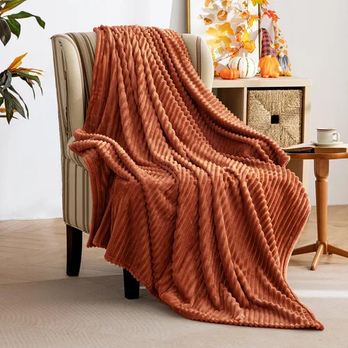 Vista 11 de MIULEE Manta de forro polar, duradera, afelpada, extra suave, cálida, acogedora, manta de franela a rayas rojas burdeos para sofá, cama, 30 x 40
