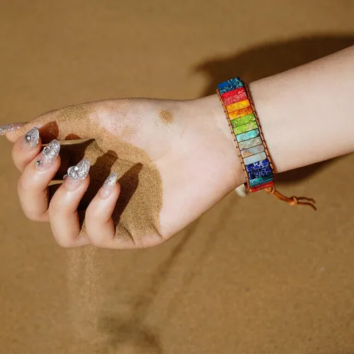 Vista 2 de sedmart - Pulseras de los 7 chakras para mujeres con piedras reales y correa de cuero, cuentas curativas para hombres y mujeres, joyería bohemia