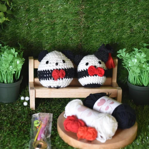 Vista 6 de LUCK HEAVEN Kit de ganchillo para parejas para principiantes, manualidades para adultos y niños – Valantine amigurumi Panda Yarn Animal