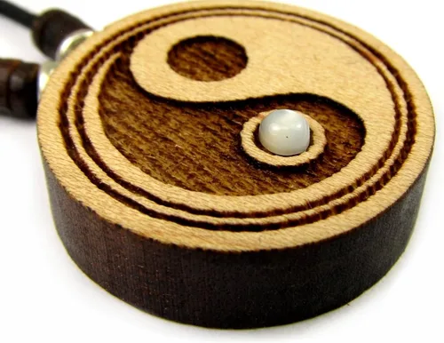 Vista 2 de Árbol de arce orgánico círculo Yin Yang colgante con acento Bead