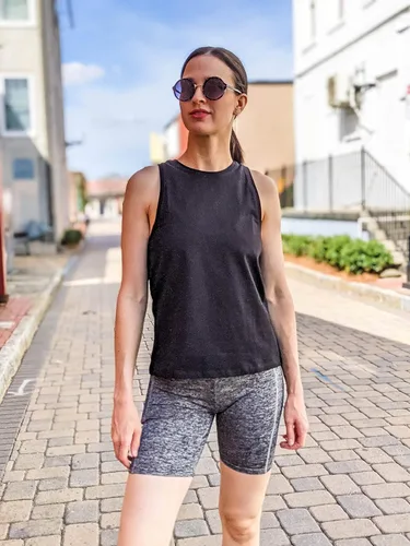 Vista 4 de Camisetas sin mangas de algodón orgánico para mujer, camisetas sin mangas para entrenamiento para mujer