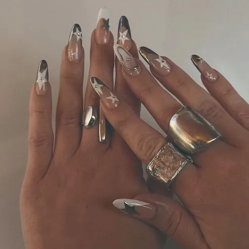 Vista 13 de Uñas postizas de almendra medianas MABKJLF con punta francesa, uñas falsas 3D con diseños de pedrería de flores de fresa, uñas pegajosas brillantes 1