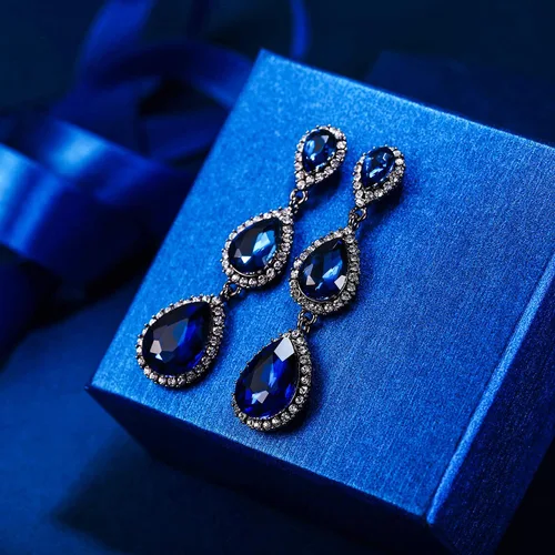 Vista 39 de EleQueen Pendientes de cristal austriaco en tono dorado para mujer, forma de pera de 2.5 pulgadas, color esmeralda