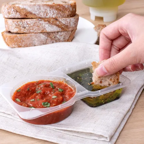Vista 5 de Futura - Recipientes para aperitivos de 5 onzas, 100 recipientes para salsa para microondas, 2 compartimentos, tapa con bisagras, vasos de plástico