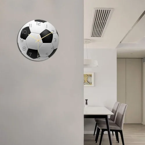 Vista 2 de Garneck Reloj de pared de fútbol reloj de pared de fútbol deportivo con impresión redonda de acrílico reloj de pared silencioso sin pintura