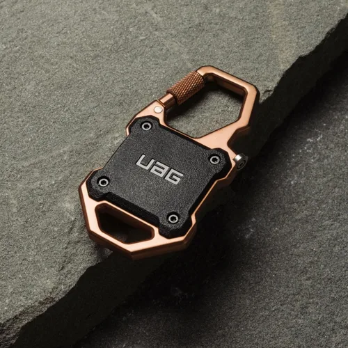 Vista 3 de URBAN ARMOR GEAR UAG [Exclusivo] Diseñado para funda de AirTag con abridor de botellas integrado Monarch – Estuche de carcasa rígida con bloqueo