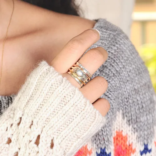 Vista 2 de Boho-Magic Anillo giratorio de plata de ley 925 con piedra lunar para mujer con cobre y latón