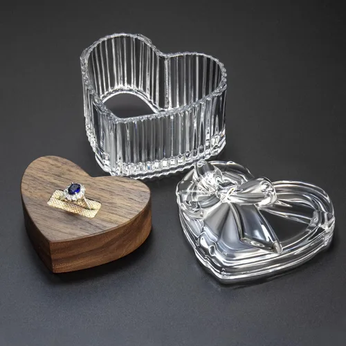 Vista 4 de Wislist Caja de anillo de compromiso para propuesta de vidrio de madera en forma de corazón (corazón)