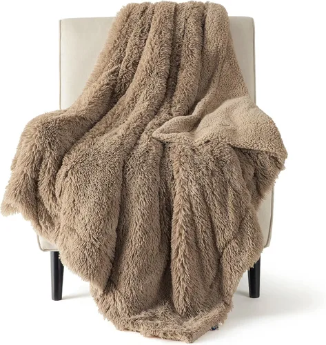 Vista 16 de Bedsure GentleSoft Manta de Tiro de Piel Sintética Esponjosa y Suave para Sofá, Forro Polar Sherpa Suave Regalos Acogedores para Mujeres, Manta