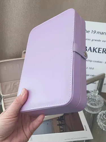 Vista 2 de Joyero organizador para viajes, joyería de piel sintética para niñas, organizador de joyas para aretes, collares, anillos, relojes, bodas