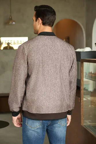 Vista 4 de COOFANDY - Chaqueta universitaria casual para hombre, estilo vintage, bomber ligera con cremallera, de moda