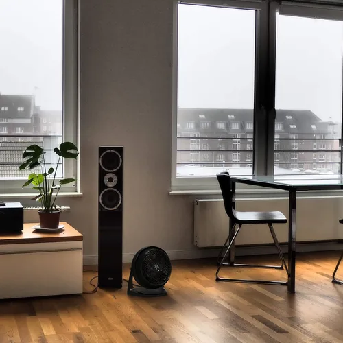 Vista 5 de Vornado Ventilador circulador de aire para toda la habitación con 3 velocidades, color negro
