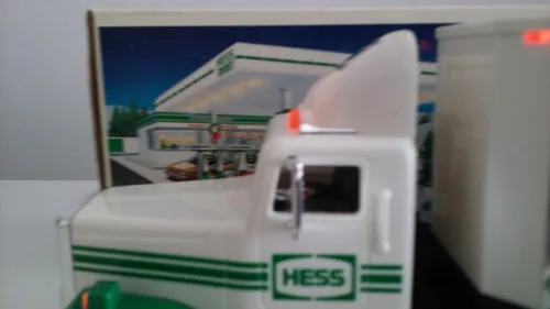 Vista 5 de Hess Truck-18 Wheeler and Racer-1992 [Juguetes y juegos] Regalos navideños