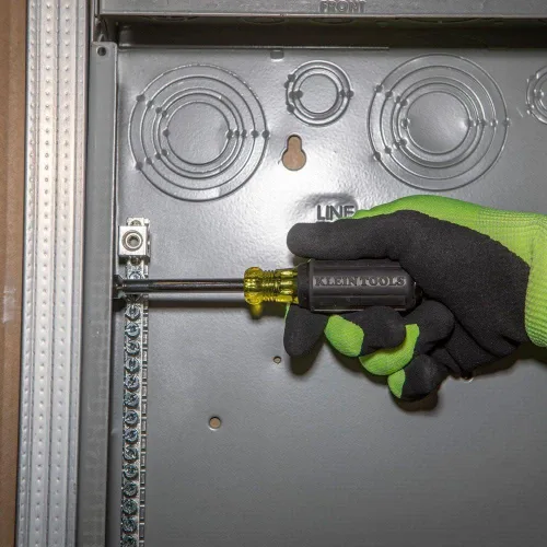 Vista 3 de Llave para tuercas Klein Tools 630 con punta magnética de 1/2 pulgada con eje hueco de 3 pulgadas