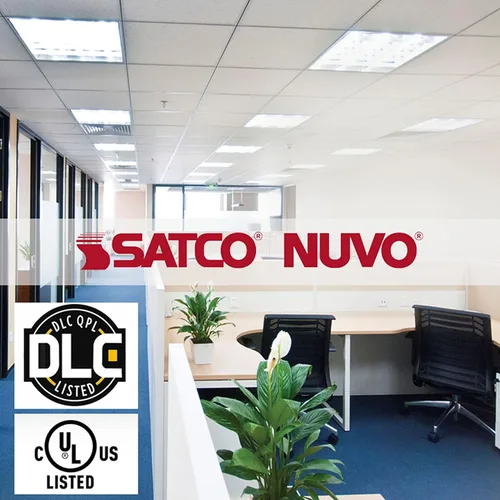 Vista 2 de Satco S49946 8 vatios 120-277 voltios; iluminación de tubo lineal LED T8 de 2 pies; base mediana G13 bi pin; 3000 K blanco suave; 1250 lúmenes; tipo