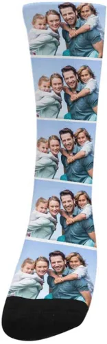 Vista 3 de Calcetines personalizados con foto familiar para hombres y mujeres, carga tu imagen familiar única y memorable