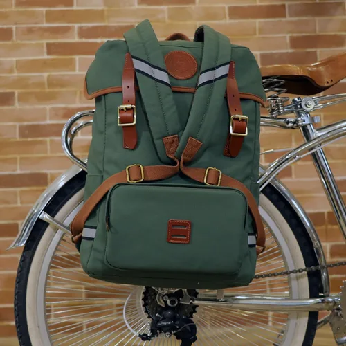 Vista 6 de TOURBON - Alforjas de bicicleta 2 en 1 que se convierten en mochila 15L Bicicleta Asiento Trasero Bolsa de Tronco de Almacenamiento de Equipaje