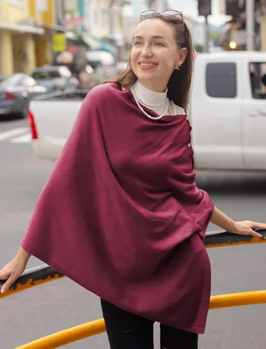 Vista 13 de MissShorthair Versatile Women's Shawl Wrap – Soft Knitted Poncho Cape Scarf for Fall Winter