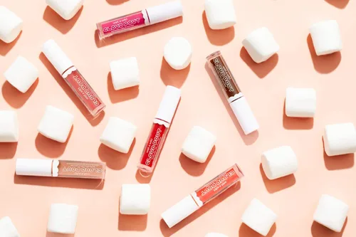 Vista 8 de wet n wild Crema de labios Cloud Pout con malvavisco, Pink Girl, You're Whipped Aceite de argán Vitamina E Sabor a malvavisco