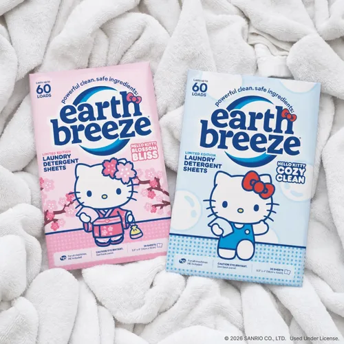 Vista 5 de Earth Breeze Hojas de detergente para ropa Hello Kitty, Blossom Bliss Fragancia floral fresca con notas de flor de cerezo, jazmín y ámbar; sin