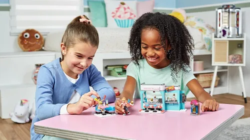 Vista 10 de Mega Construx American Girl Maryellen's Seaside Diner, juego de construcción